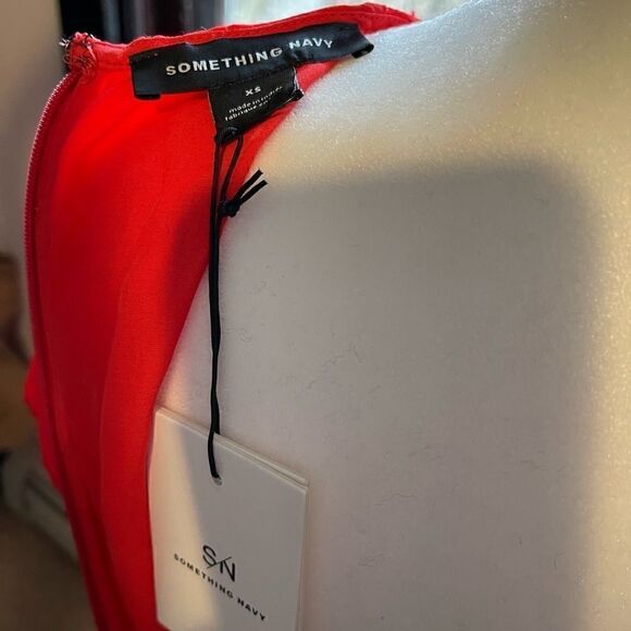 Something Navy Neon Coral Dress - Picture 5 of 16